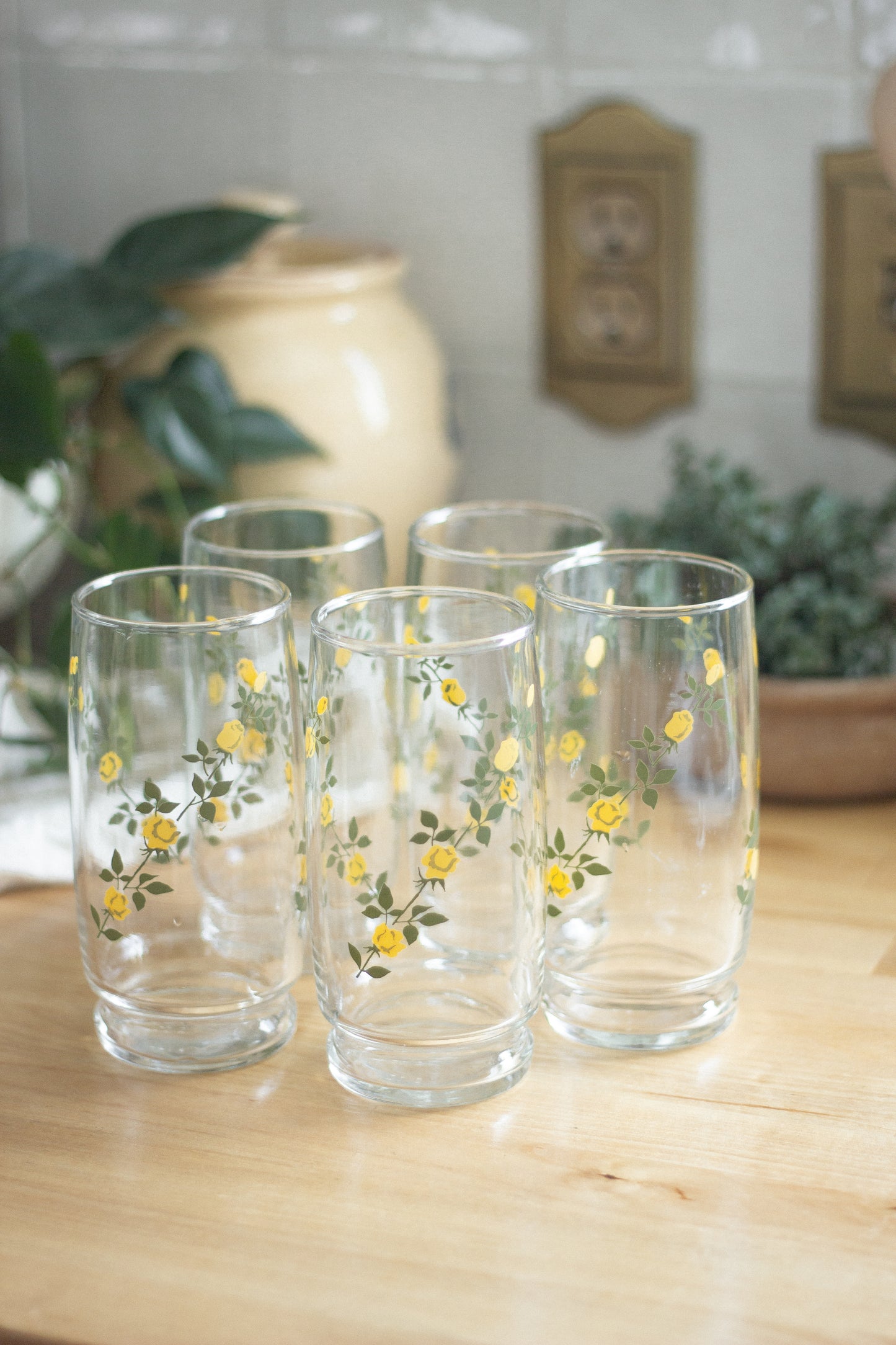Darling Yellow Floral Rose Glass 5pc Set Vintage