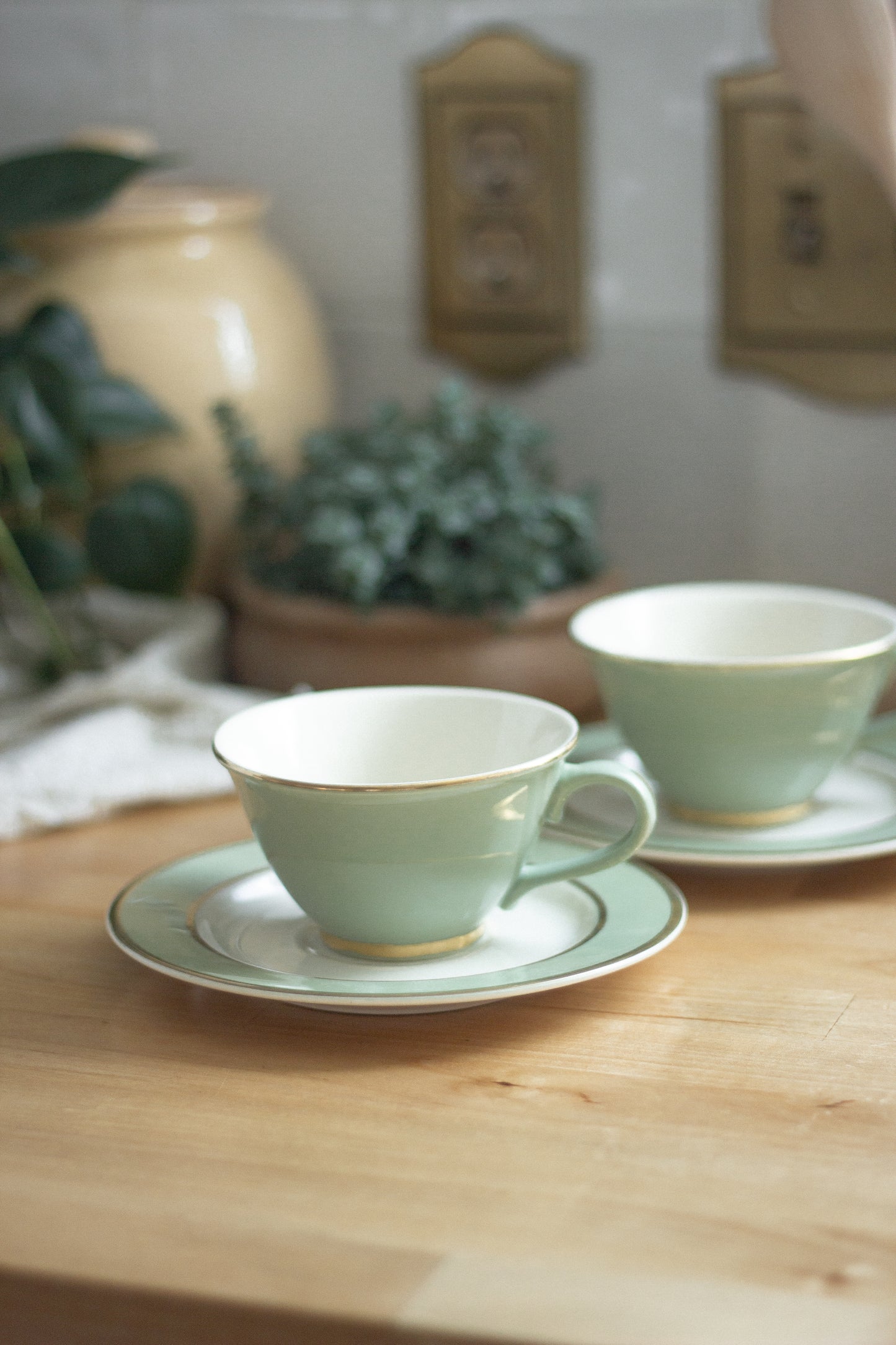 Gold + Sage Tea Cup Set