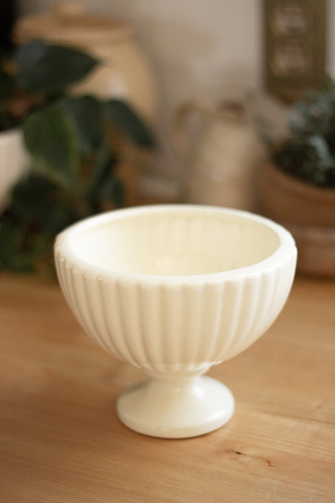Haegar Pottery Ribbed Compote Planter