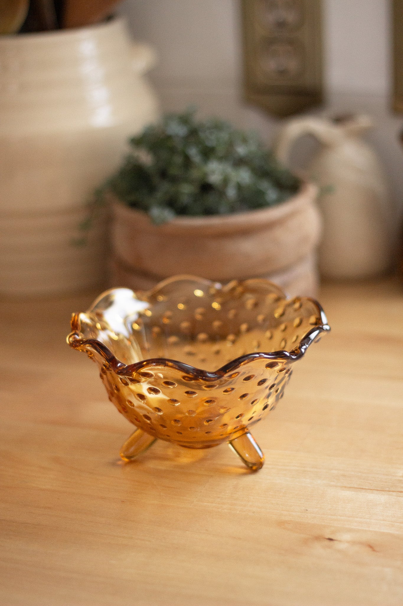 Standing Amber Serving Dish