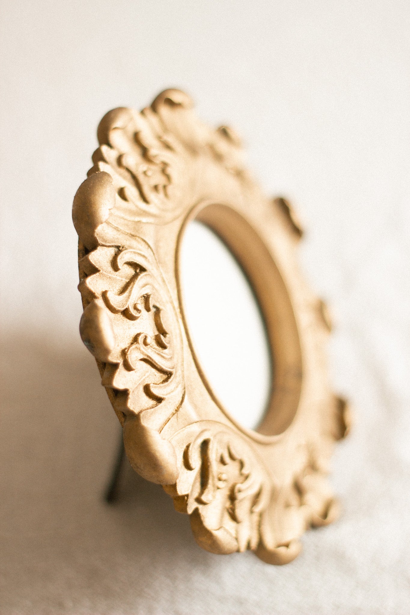 Solid Wood Ornate Round Frame