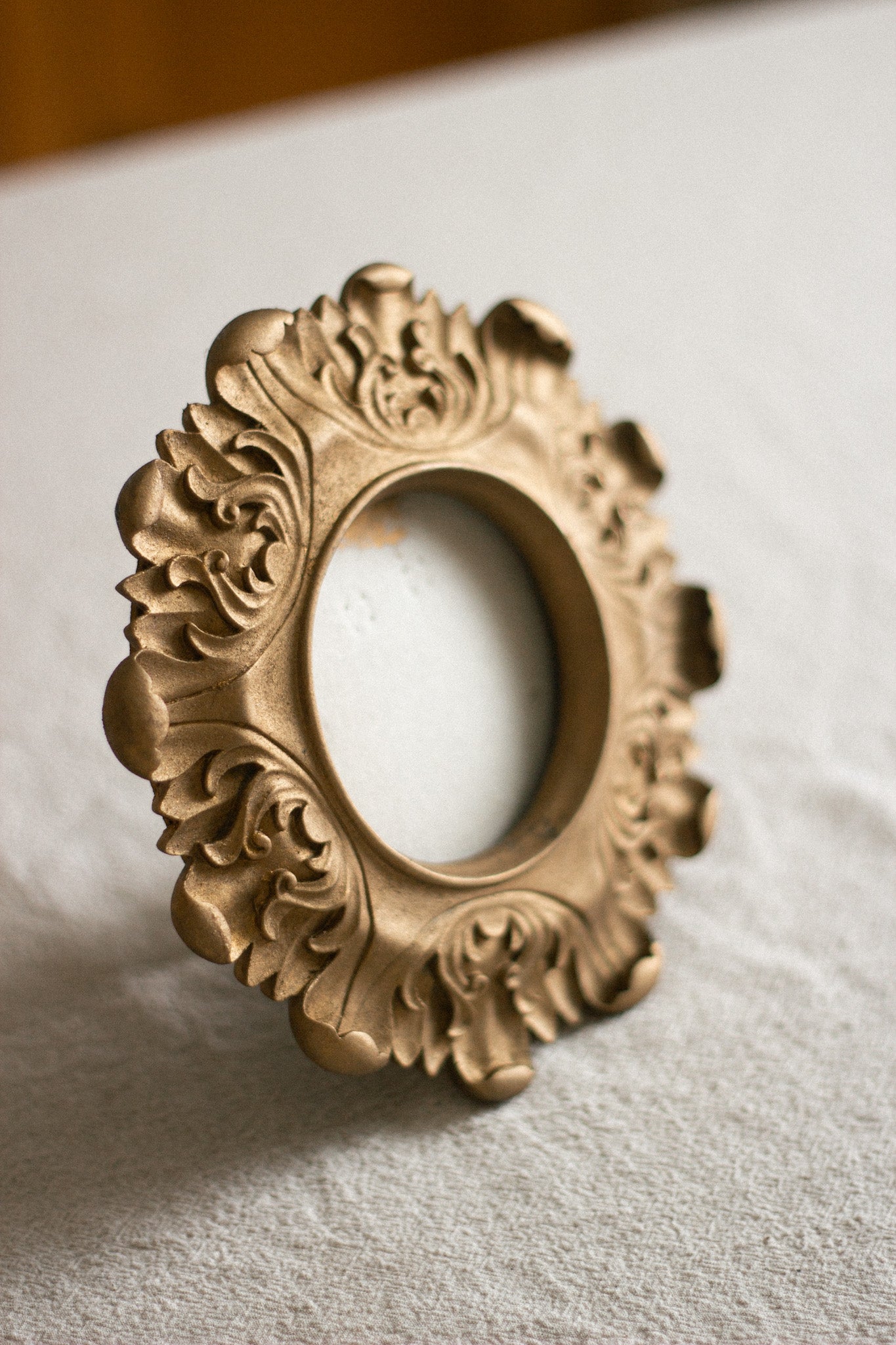 Solid Wood Ornate Round Frame